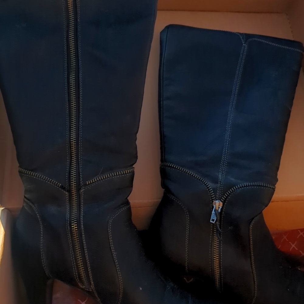 Women's healed Boots